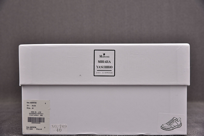 MAISON MIHARA SNEAKERS