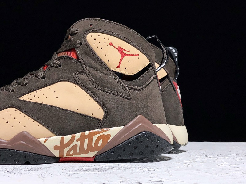 AIR JORDAN 7 RETRO