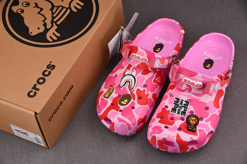 Crocs Classic Clog A Bathing Ape ABC Camo Pink