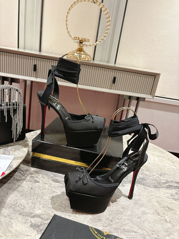 CL HEELS 15CM