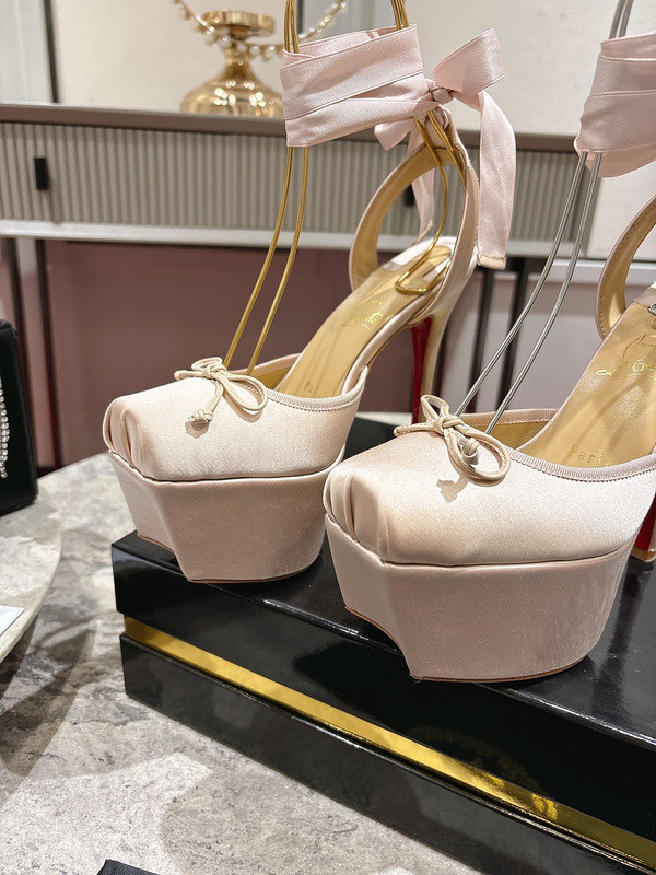 CL HEELS 15CM