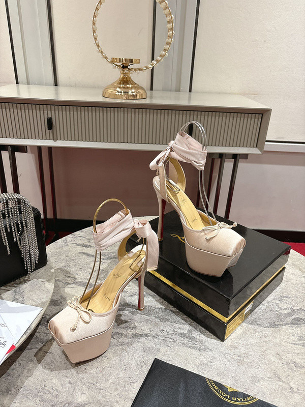 CL HEELS 15CM