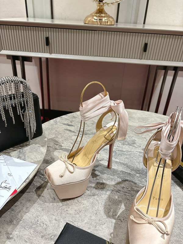CL HEELS 15CM