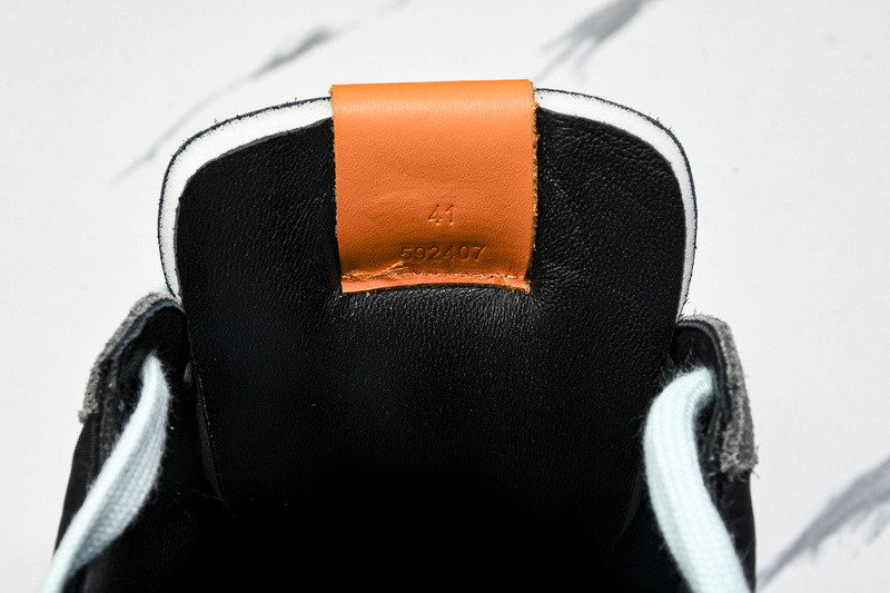 Loewe Ballet Runner