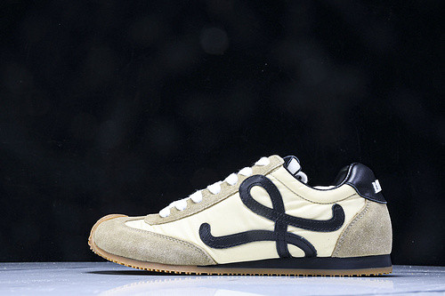 Loewe Ballet Runner