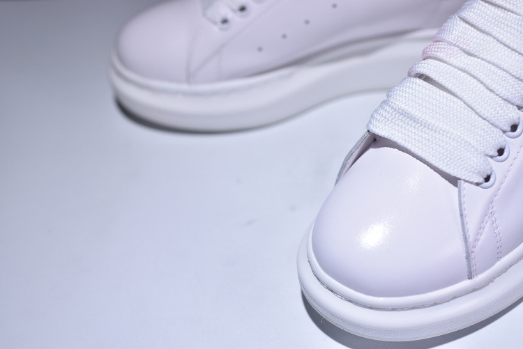 ALEXANDER MCQUEEN SNEAKER